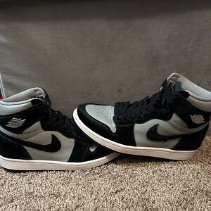 Nike Men's Black and Gray Sneakers